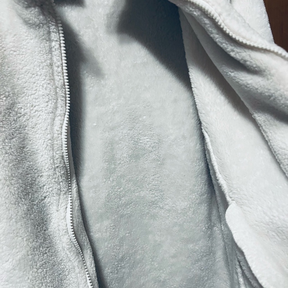 Serra Off-White Full Zip Fleece Jacket – Medium - Picture 5 of 6